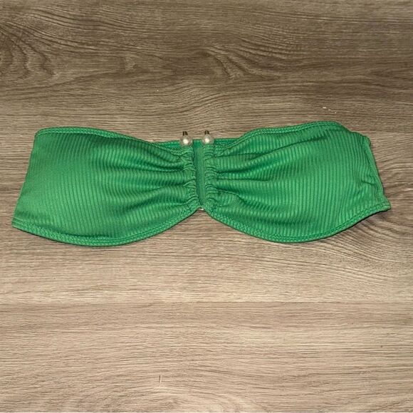 Women's Vibrant Kelly Green Bandeau Bikini Set with Pearl Accent - Picture 3 of 7